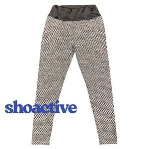 Active USA Women's Geometric Leggings - Black and White